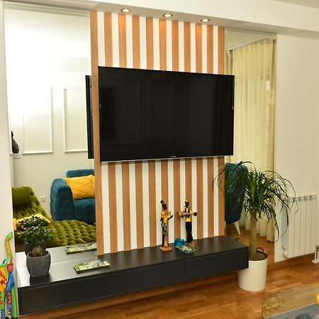 Grand Lux Apartman Čačak Екстериор снимка