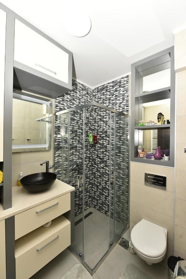 Grand Lux Apartman Čačak Екстериор снимка